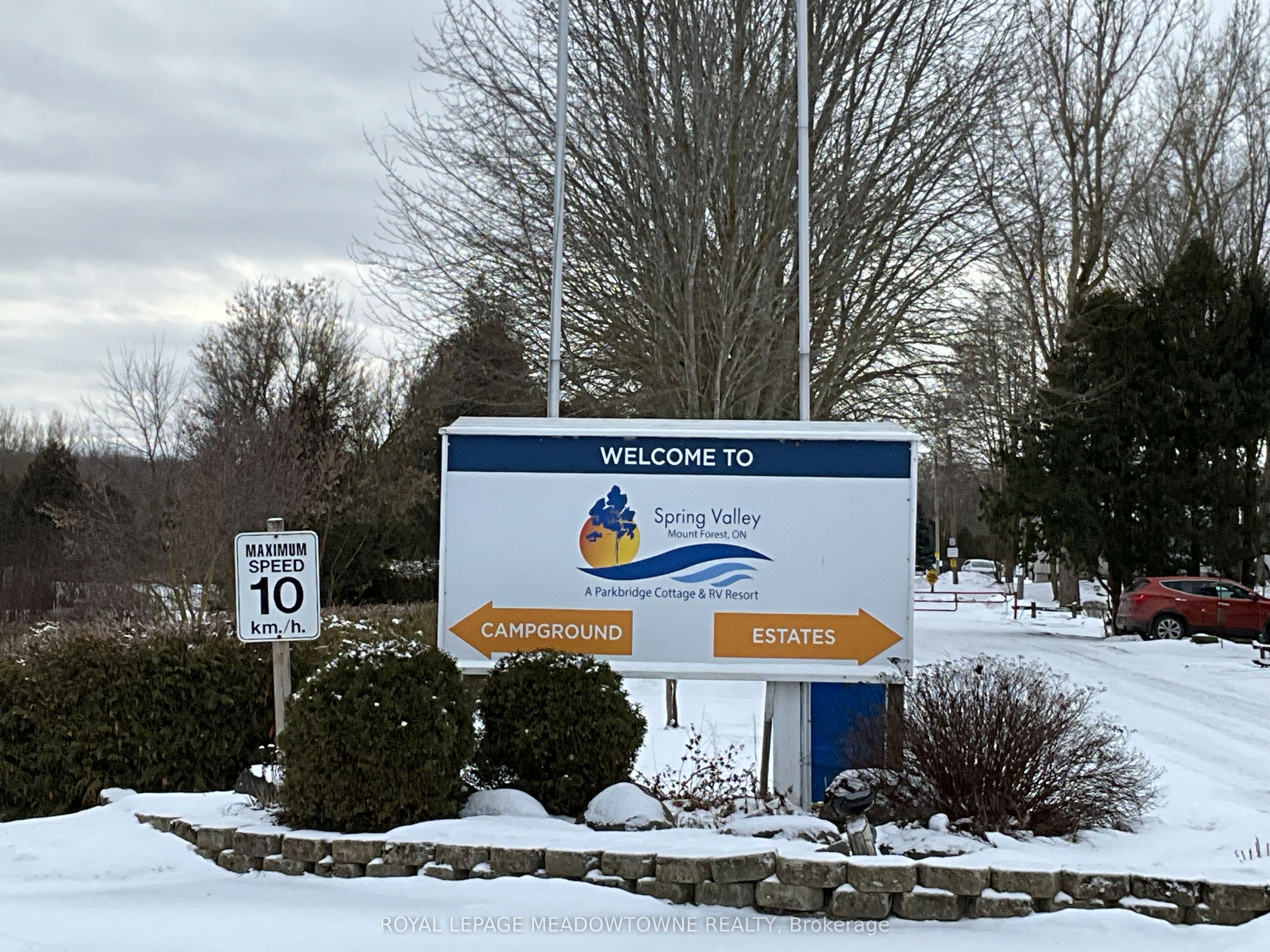 8 Grand  Vista Drive, Wellington North, ON N0G 2L0