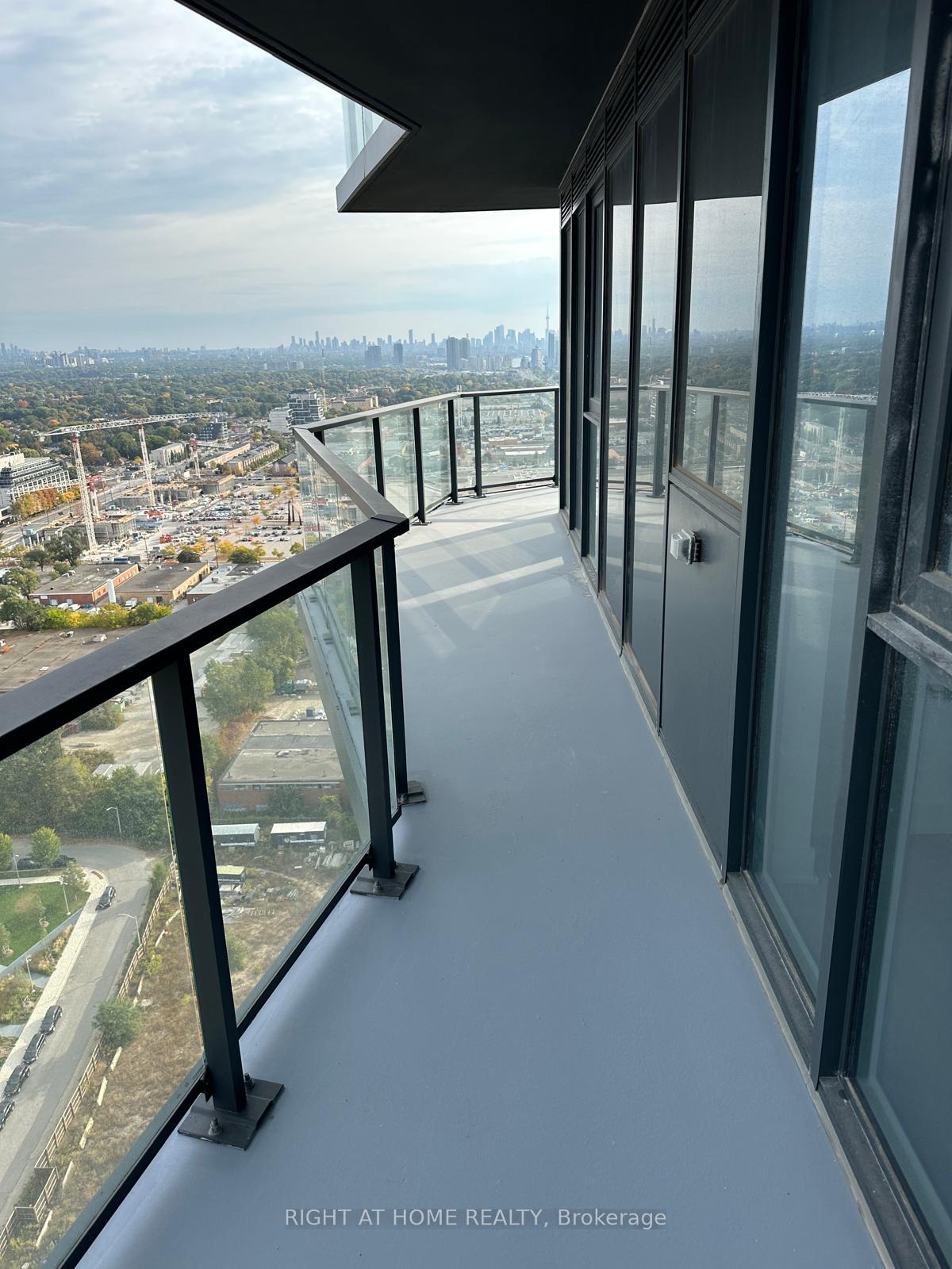 2 Bedrooms Condo at 36 Zorra,  Toronto For sale