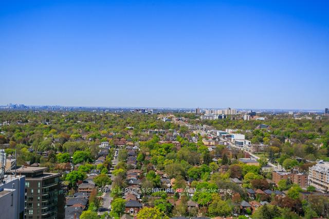 3 Bedrooms Condo at 2181 Yonge, Toronto For sale