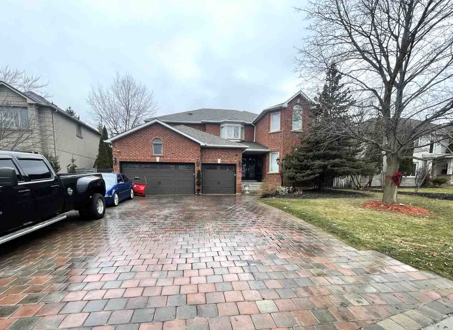 2031 Eckland Court Mississauga Ontario L5L 5W5