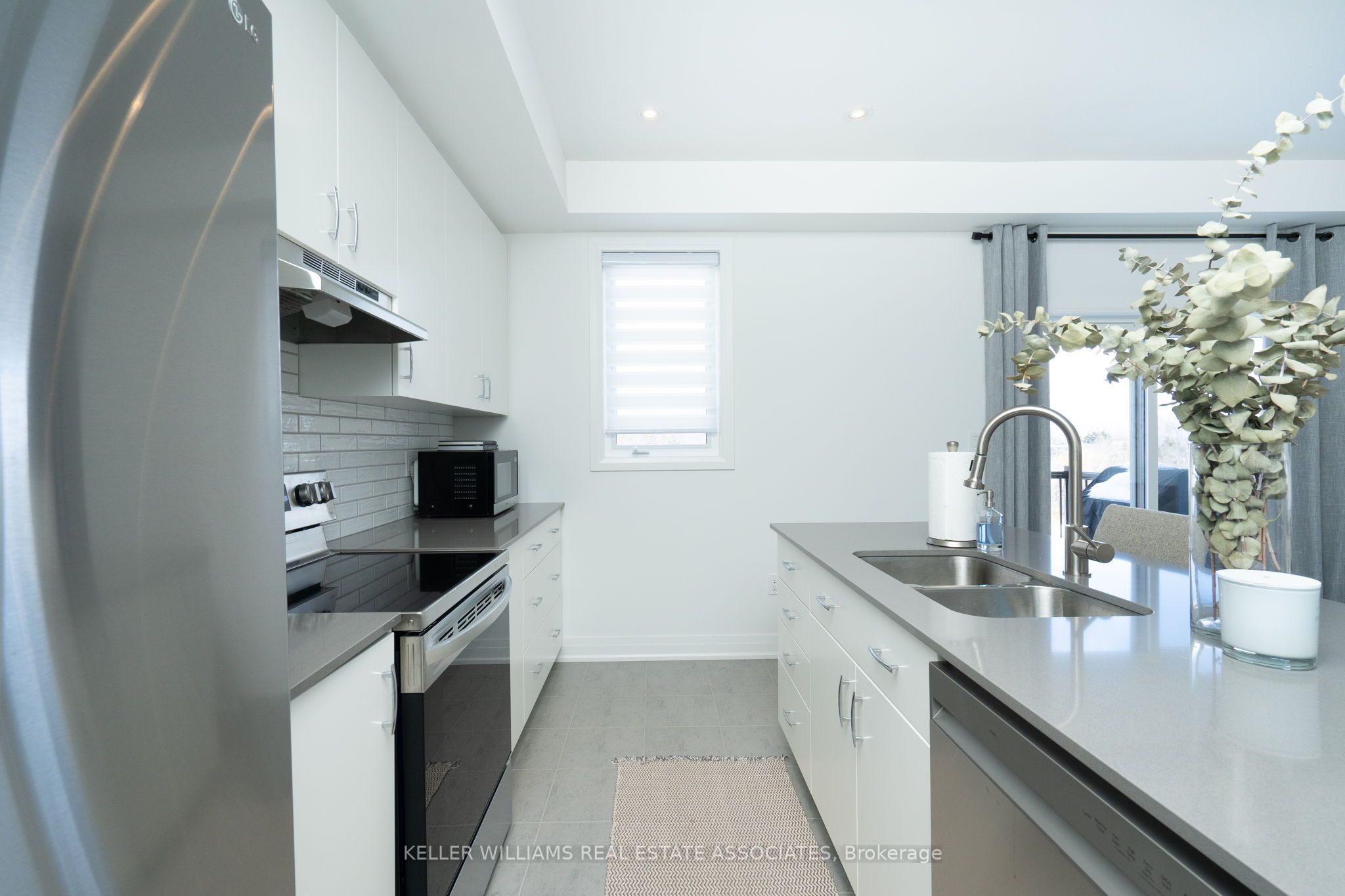 16 Humberstone Drive
