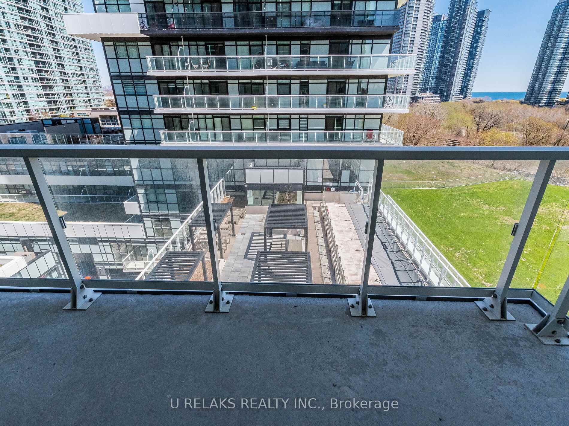 2 Bedrooms Condo at 251 Manitoba,  Toronto For sale