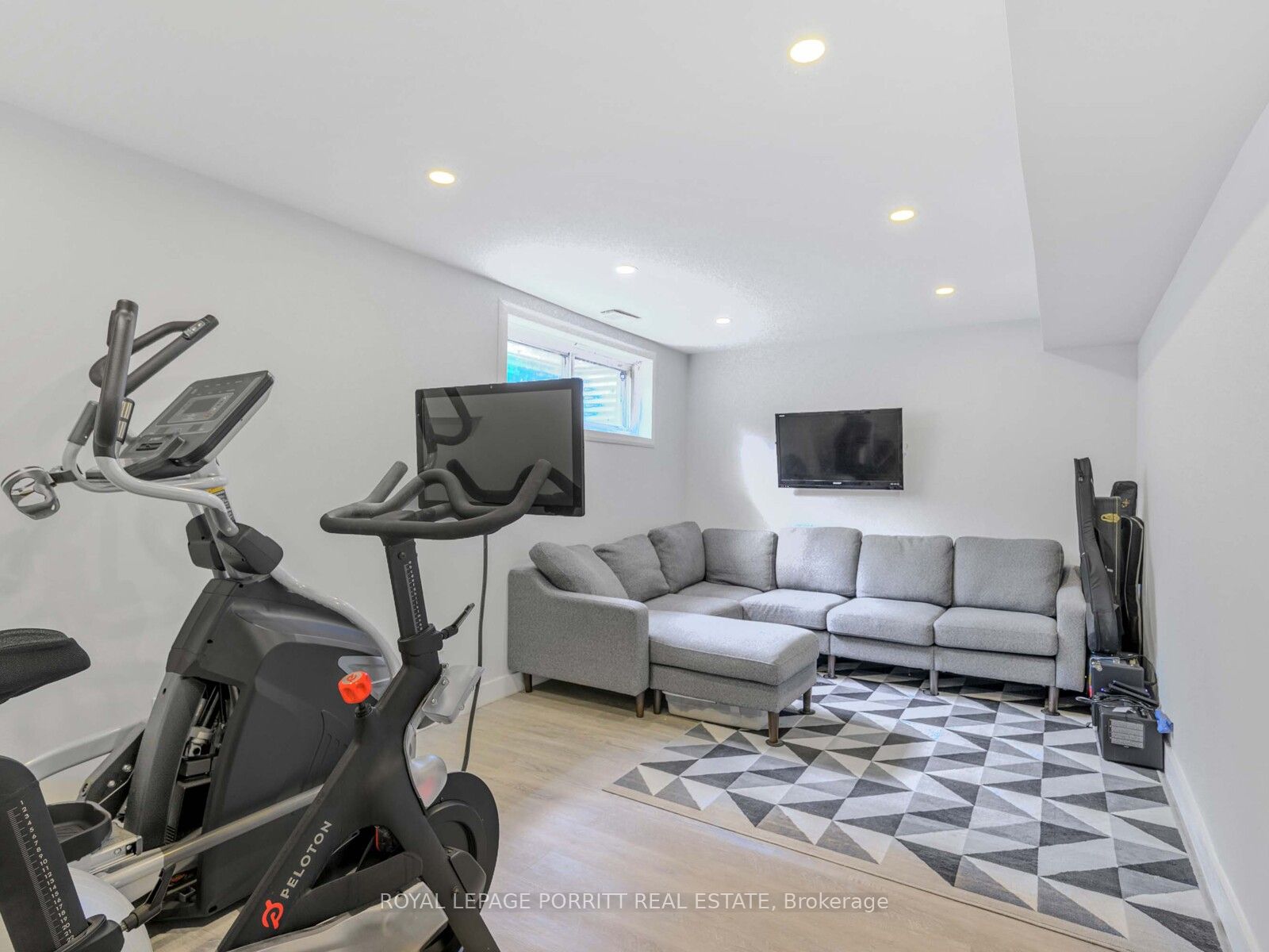 4 Bradbrook Road, #6