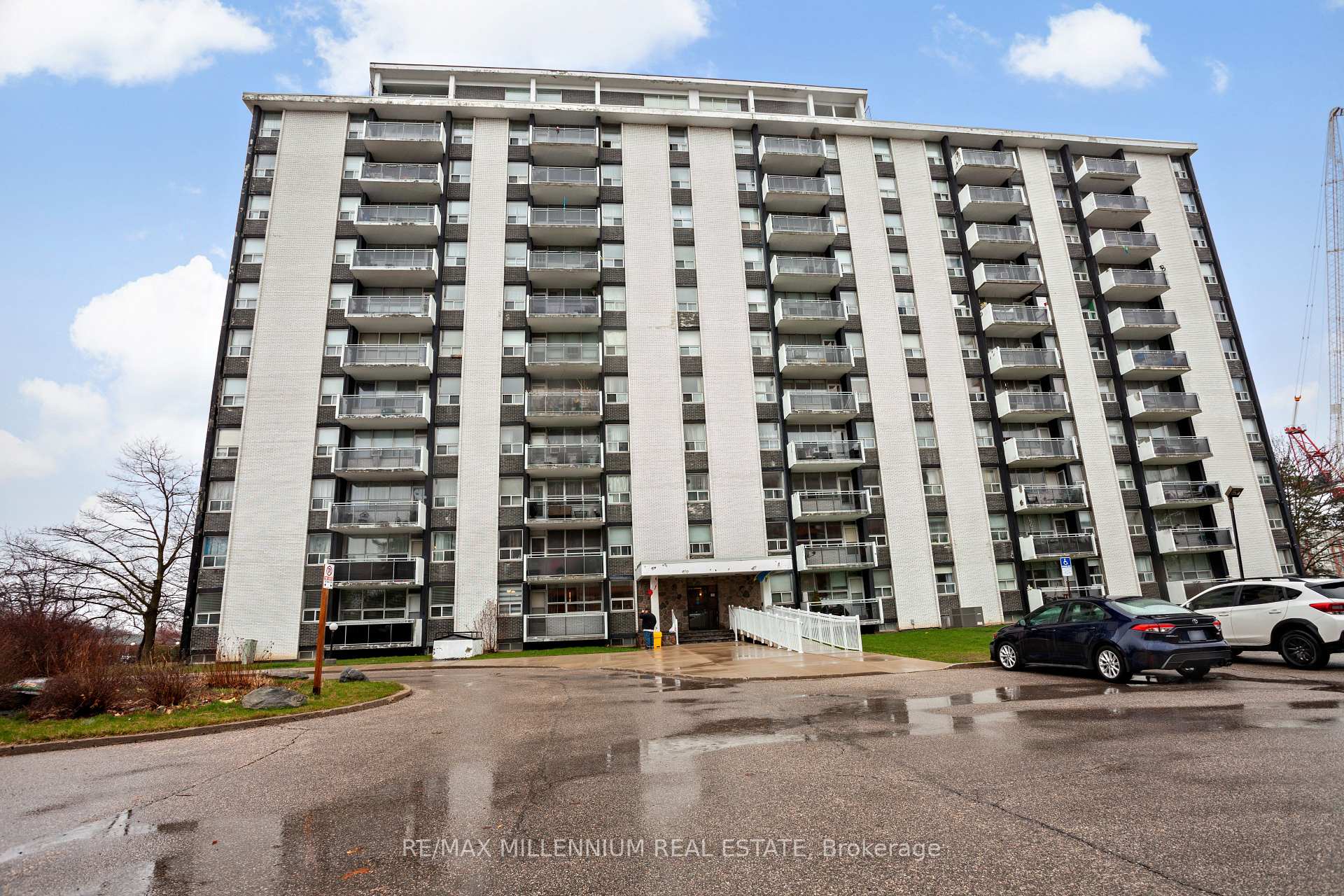 1 Bedroom Co-op at 151 La Rose,  Toronto For sale