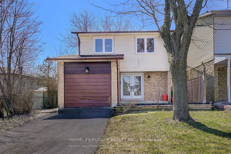 125 Granada Crescent