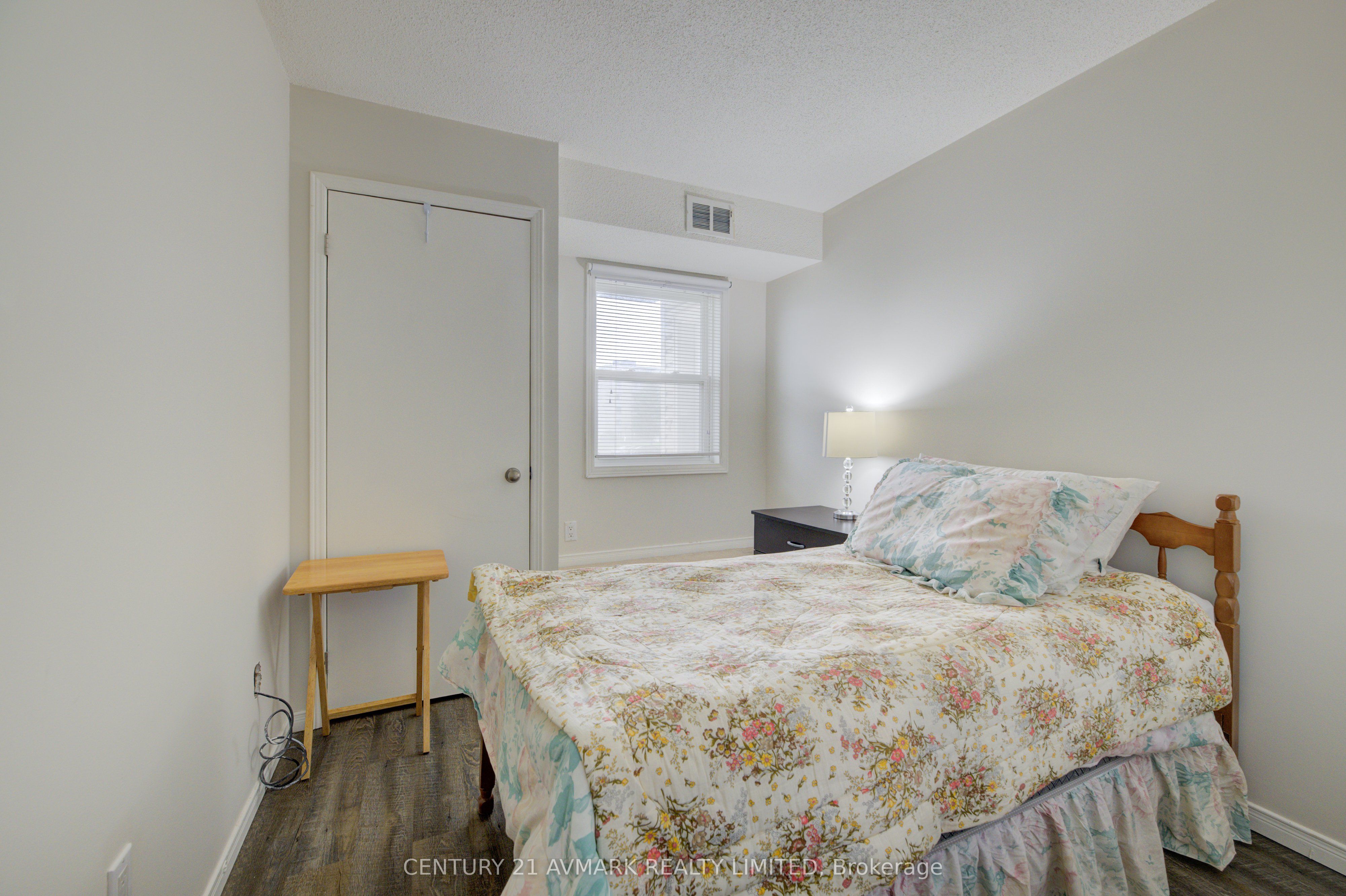 78 Roehampton Avenue, #205
