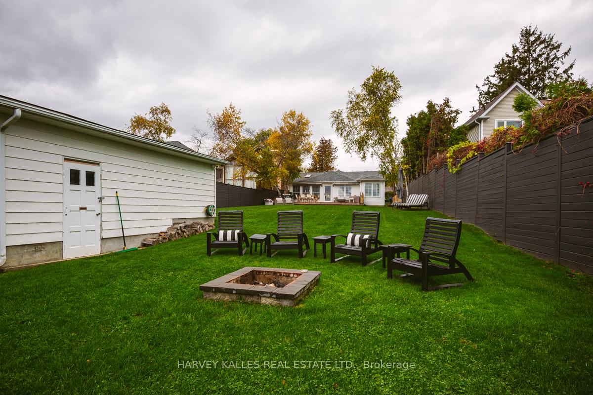 1375 Maple Road