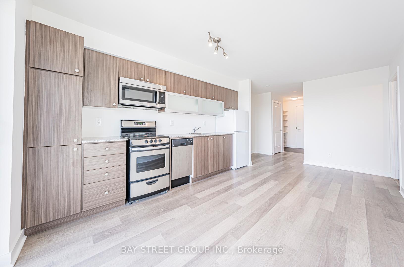 1 Bedroom Condo at 275 Yorkland, Toronto For sale