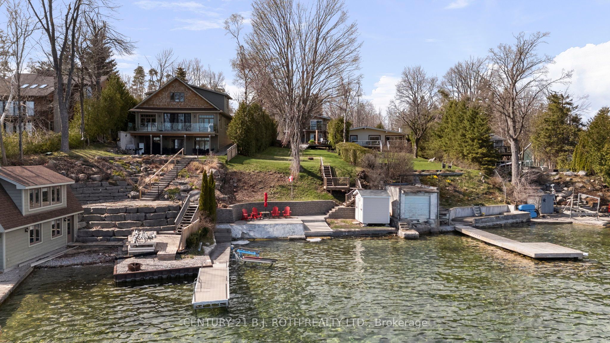 2679 Lakeshore Road E