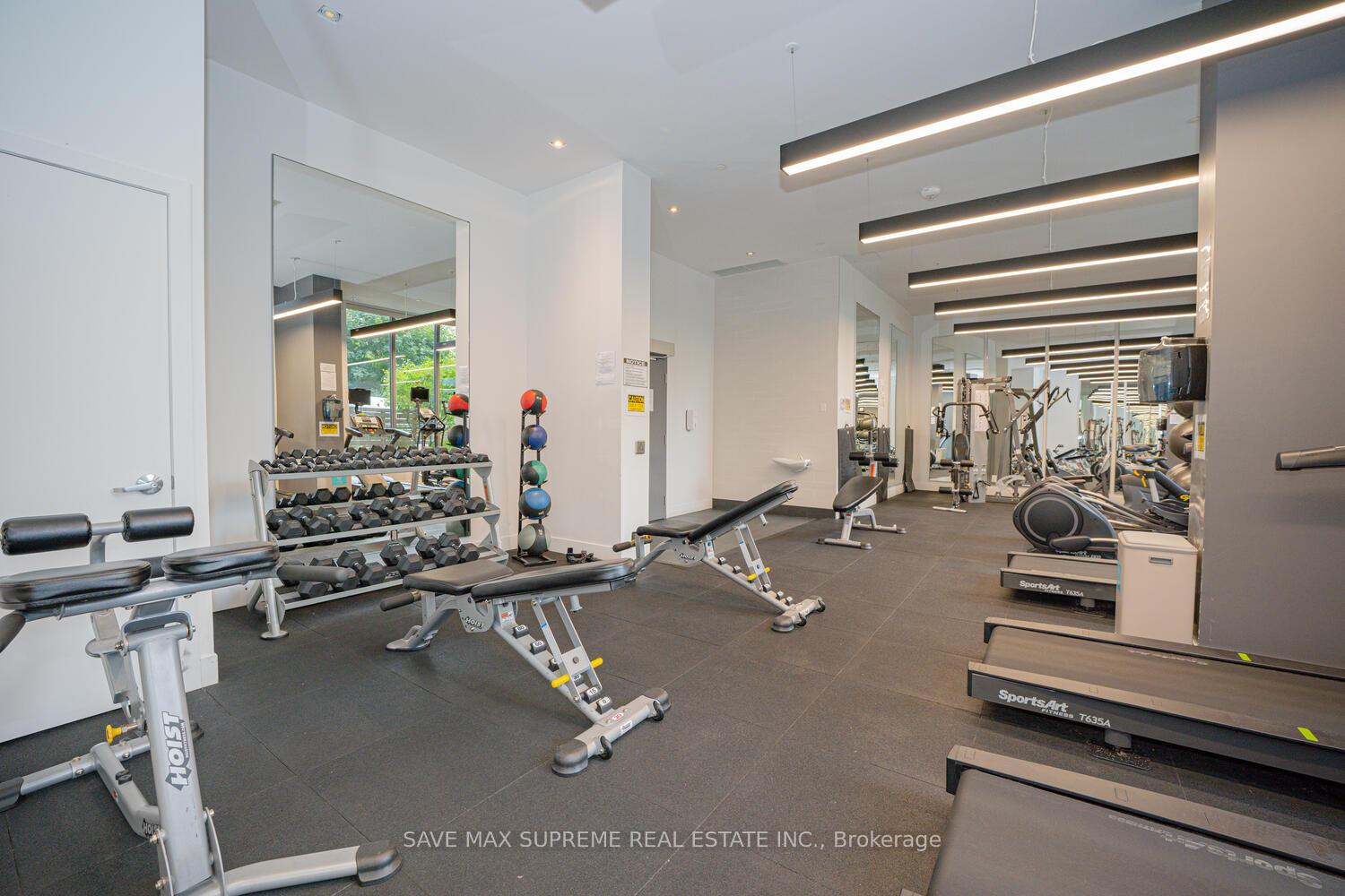 2 Bedrooms Condo at 7 Kenaston, Toronto For sale