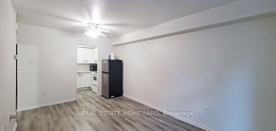 #106 - 360 Ridelle Avenue, Toronto, ON M6B 1K1
