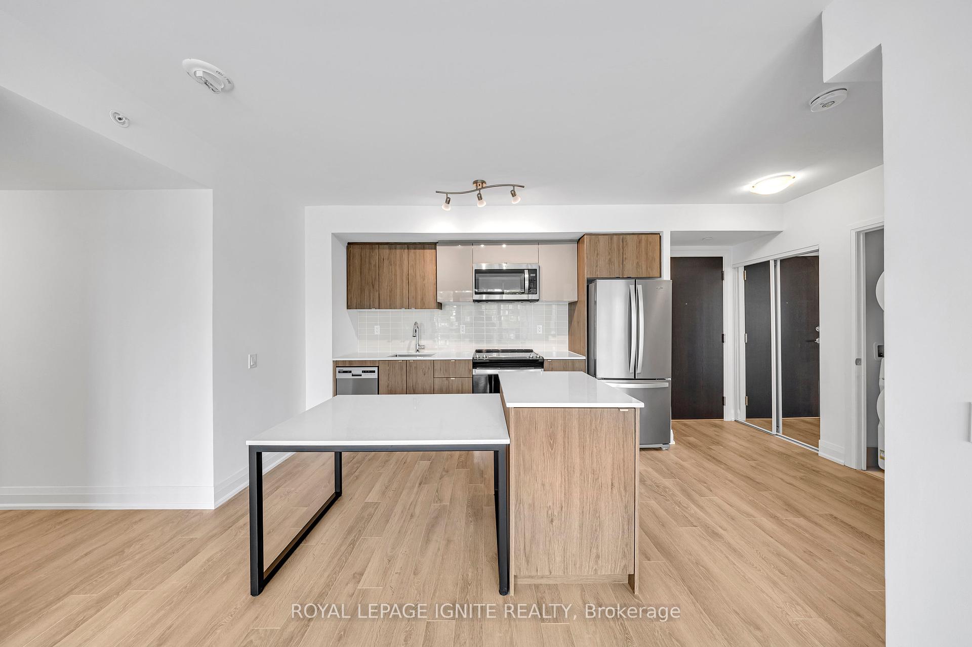 3 Bedrooms Condo at 1461 Lawrence, Toronto For sale
