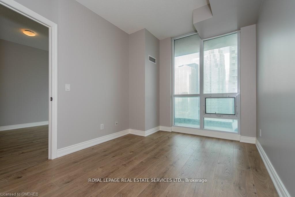 1 Bedroom Condo at 16 Yonge, Toronto For sale