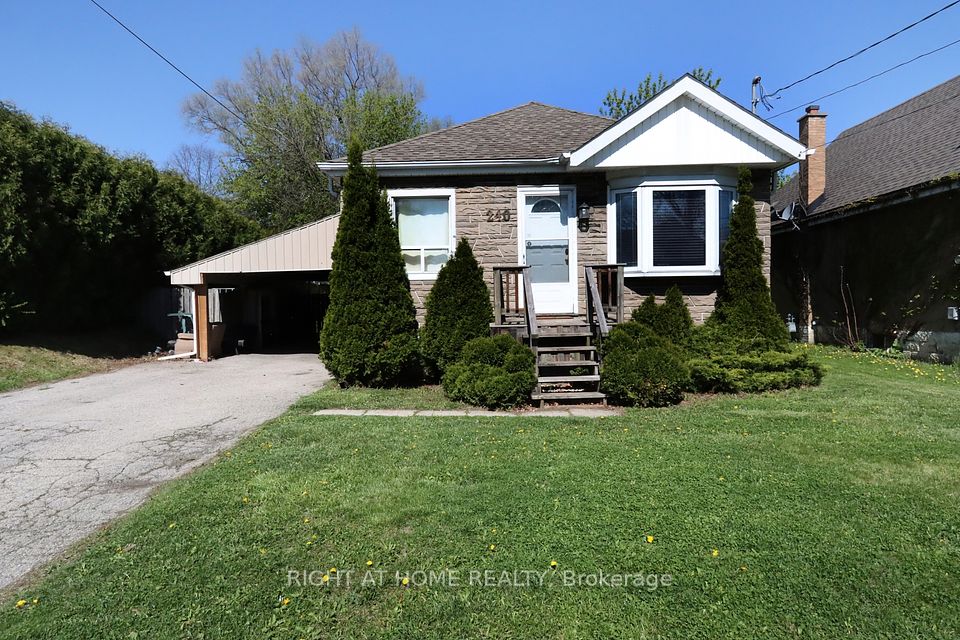 240 East 22nd