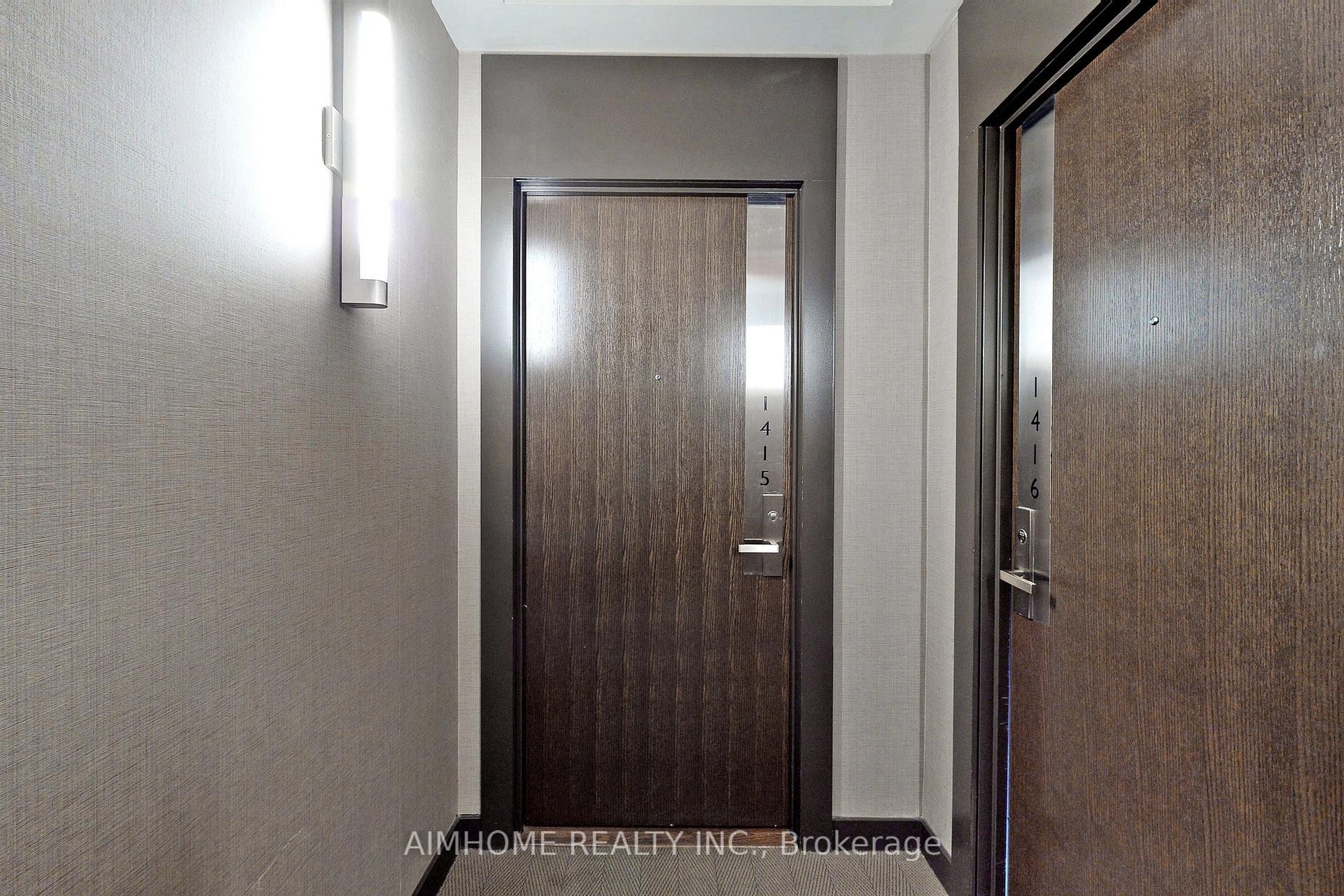 2 Bedrooms Condo at 70 temprance, Toronto For sale