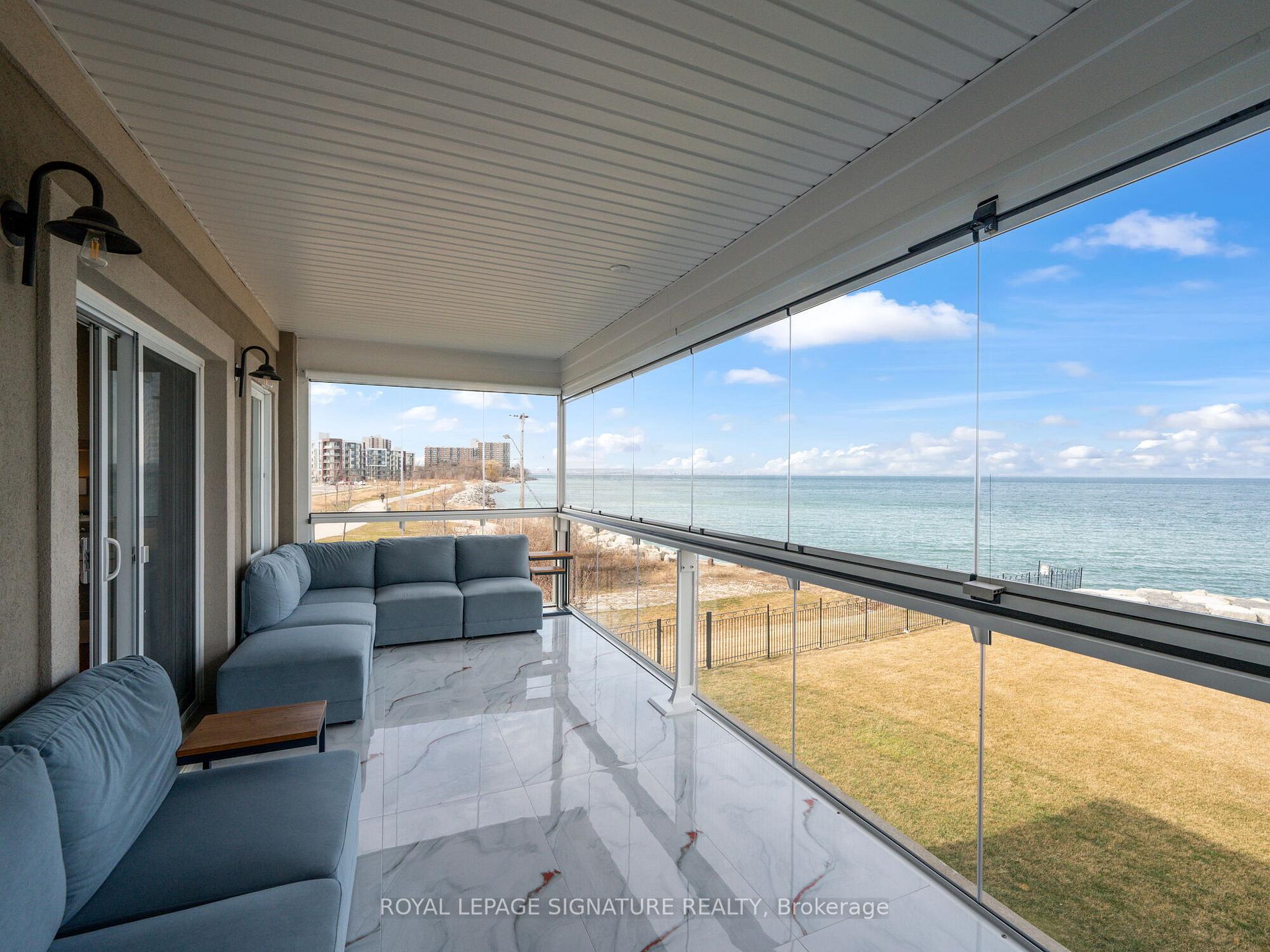 3 Bedrooms Condo at 484 Millen,  Hamilton For sale