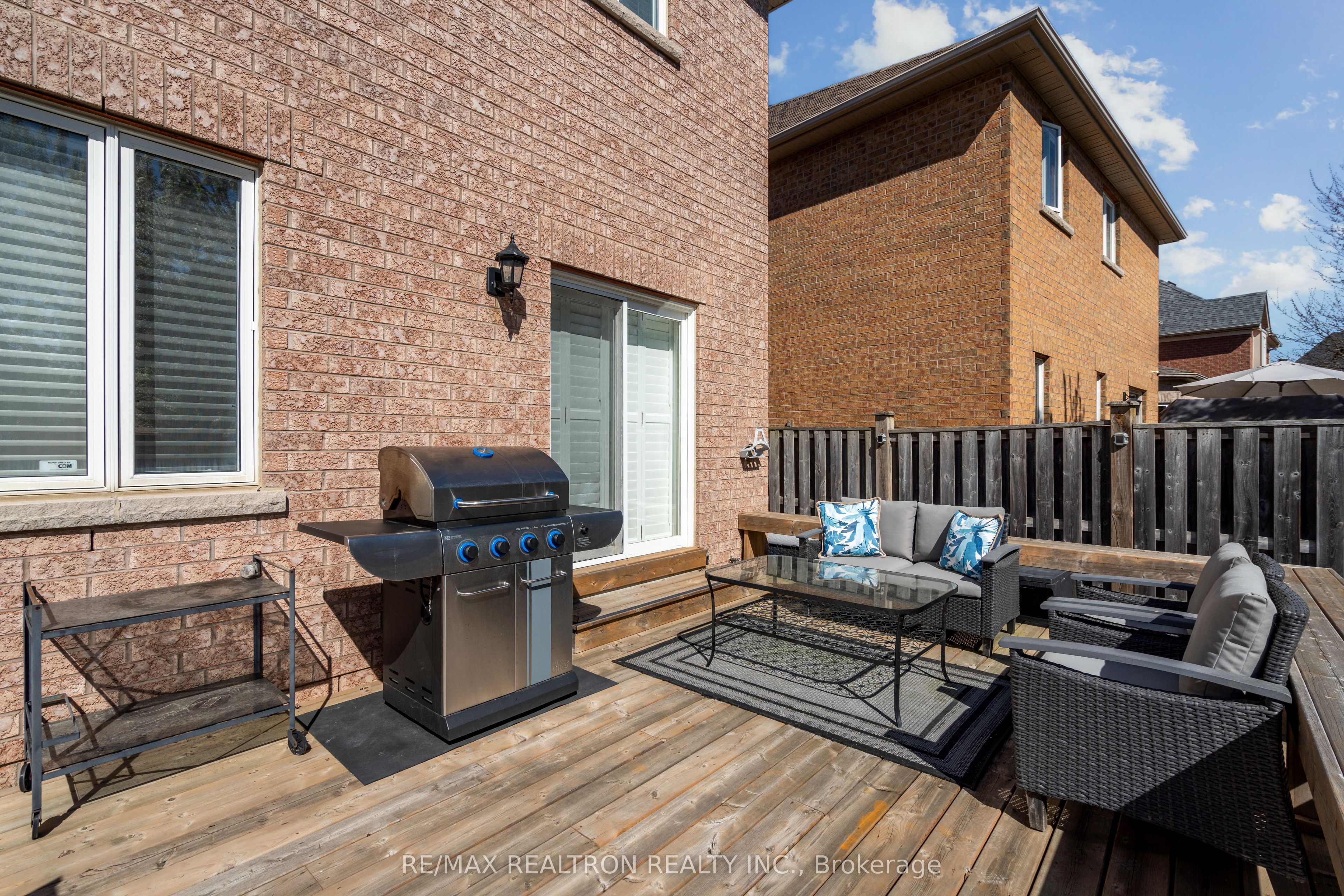 545 Pleasant Ridge Avenue