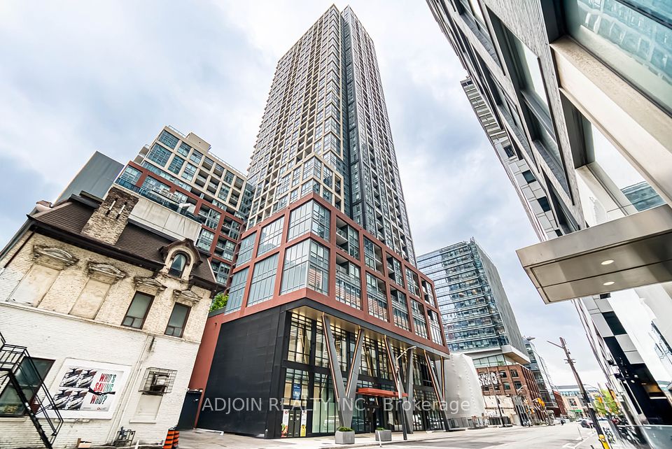 108 Peter Street
