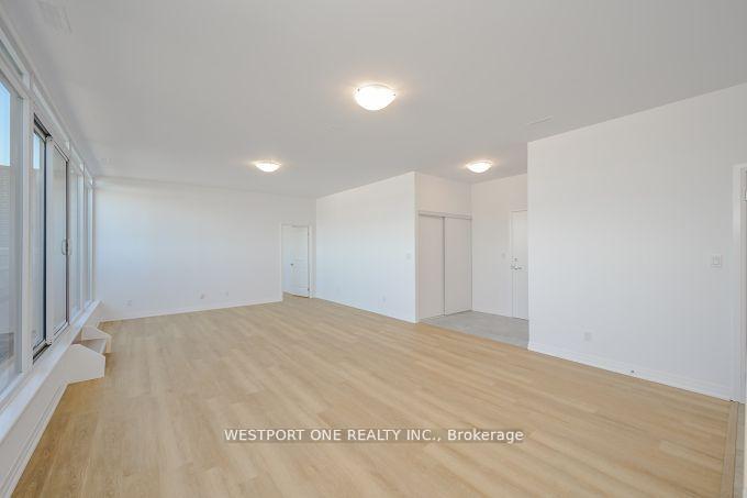 3 Bedrooms Condo at 5 Hamilton, Hamilton For sale