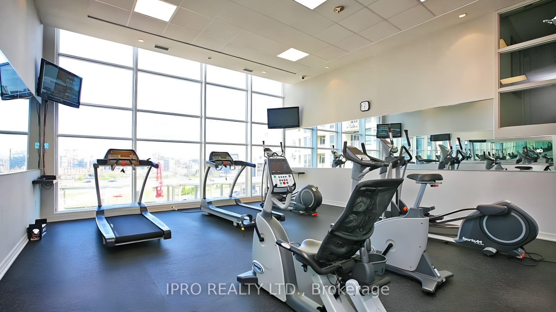 2 Bedrooms Condo at 628 Fleet, Toronto For sale