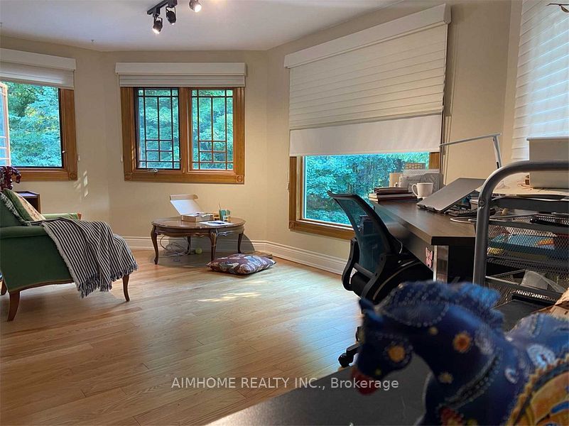 26 Coulson Court, Markham, ON L3P 6G6