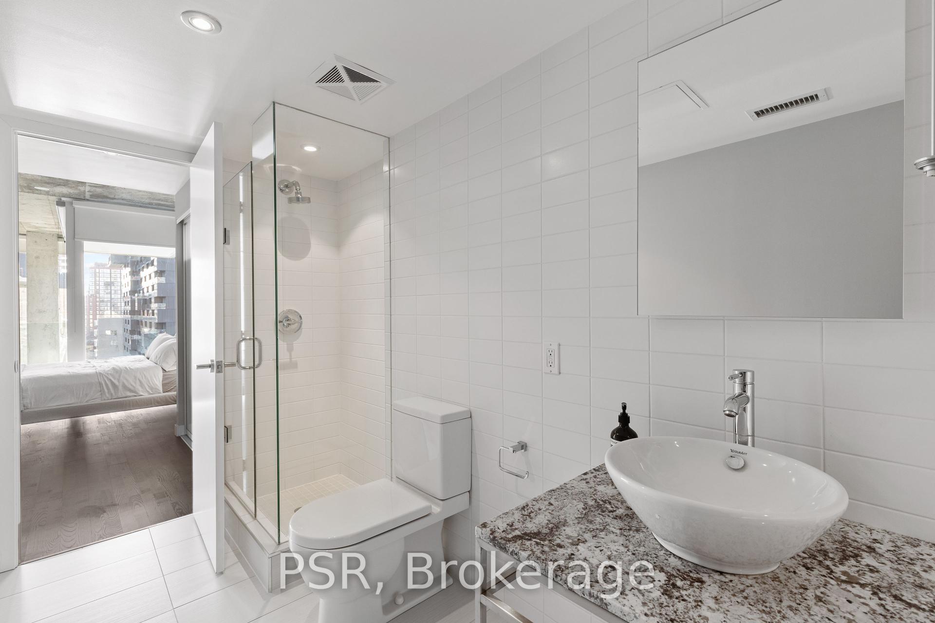 2 Bedrooms Condo at 75 Portland, Toronto For sale