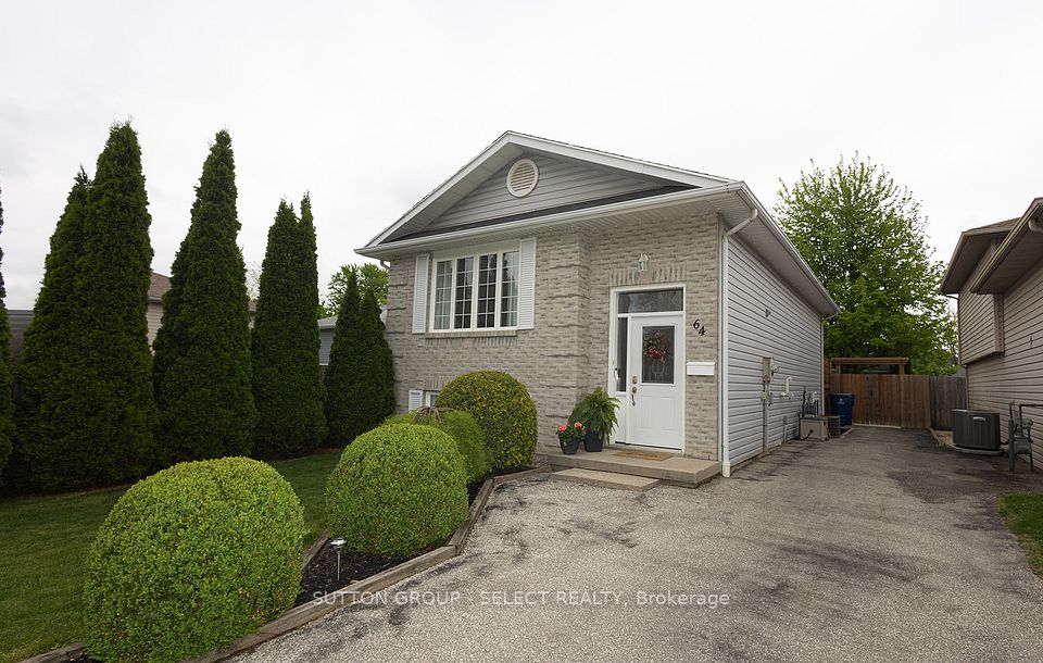 64 University Avenue, Chatham-Kent, ON N8A 3Z6