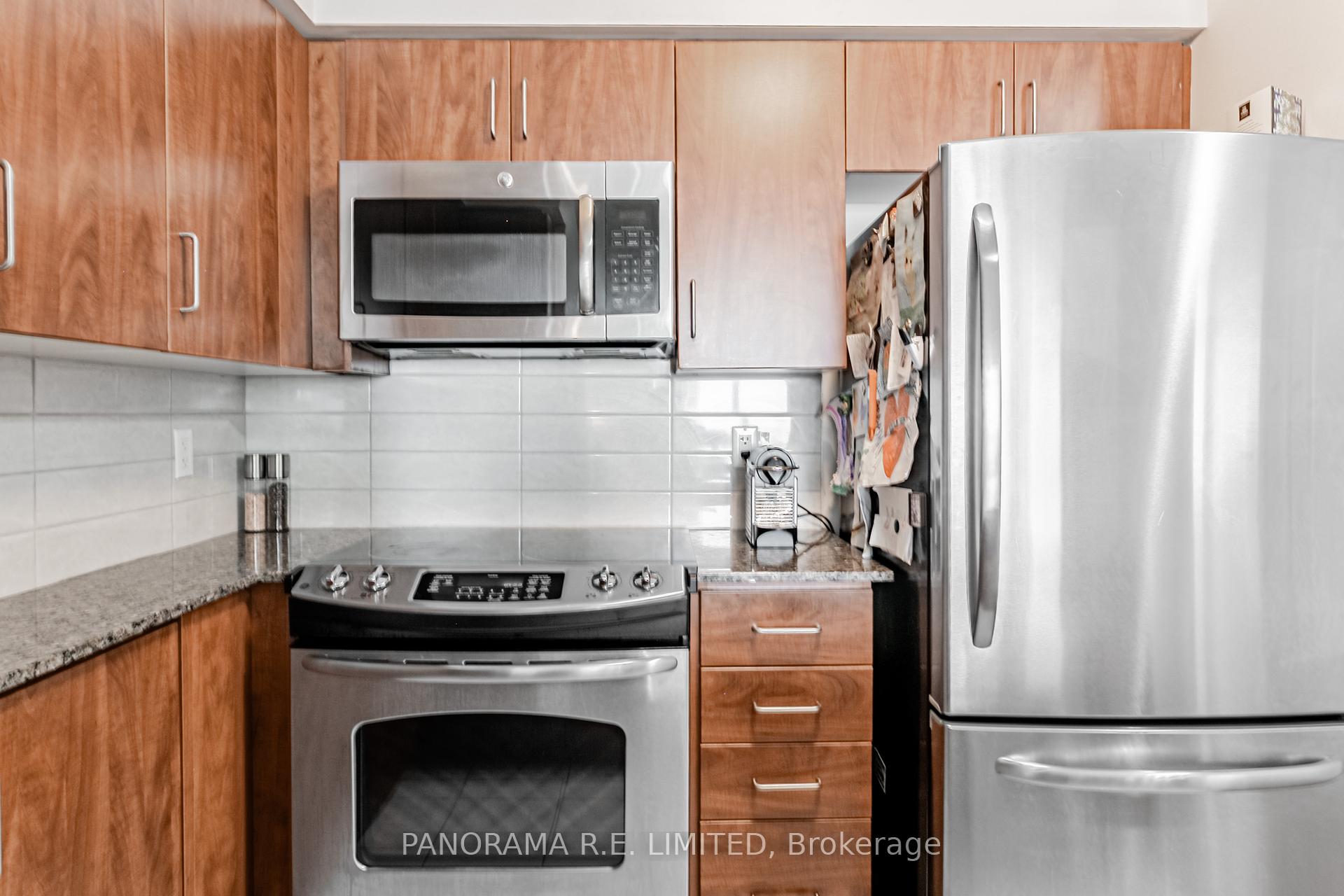 2 Bedrooms Condo at 205 Sherway Gardens, Toronto For sale