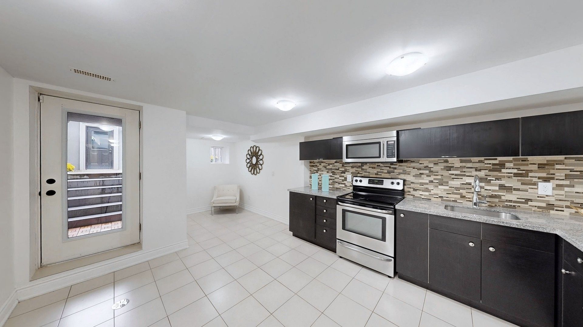 272B Boon Avenue