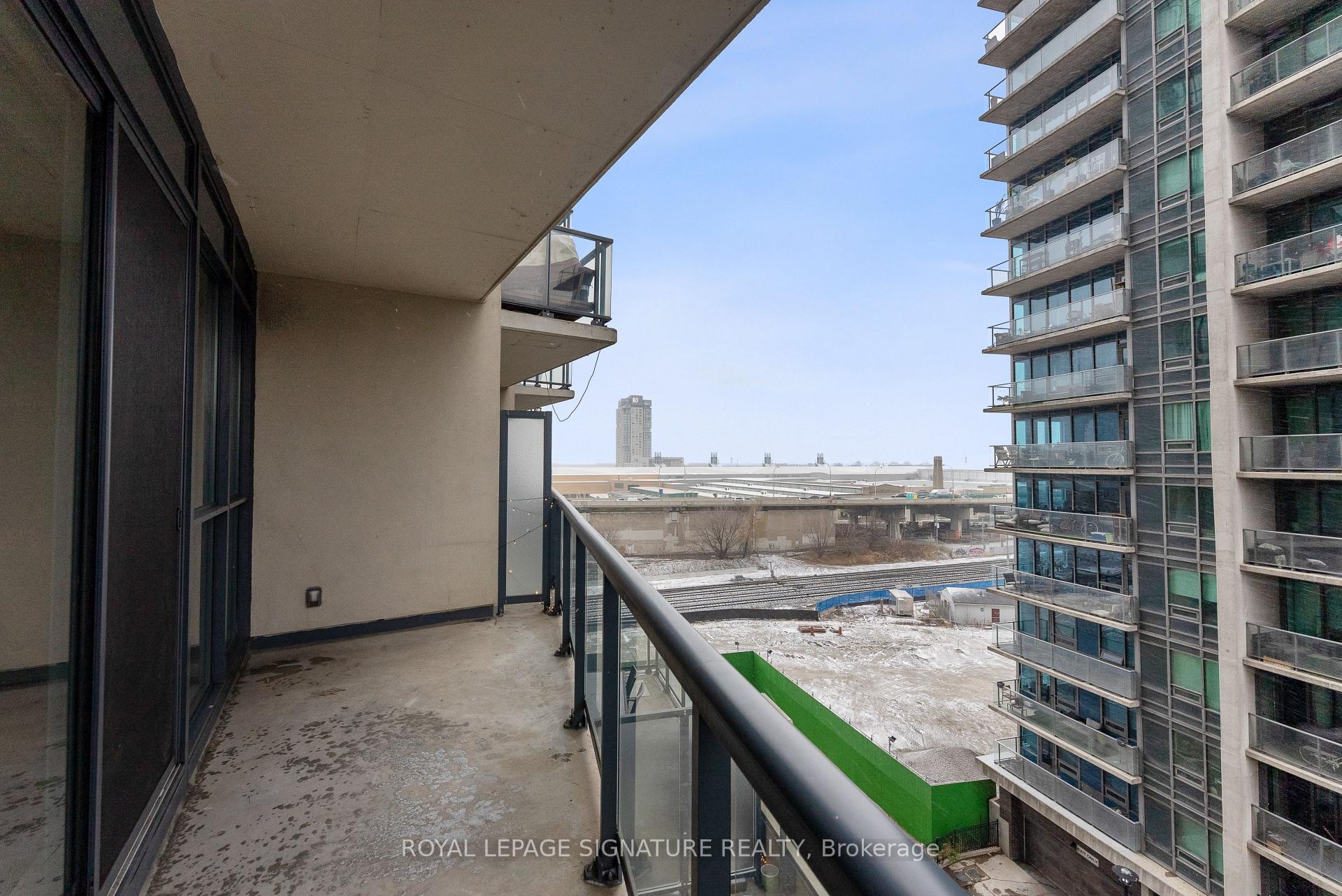 1 Bedroom Condo at 51 East Liberty,  Toronto For sale