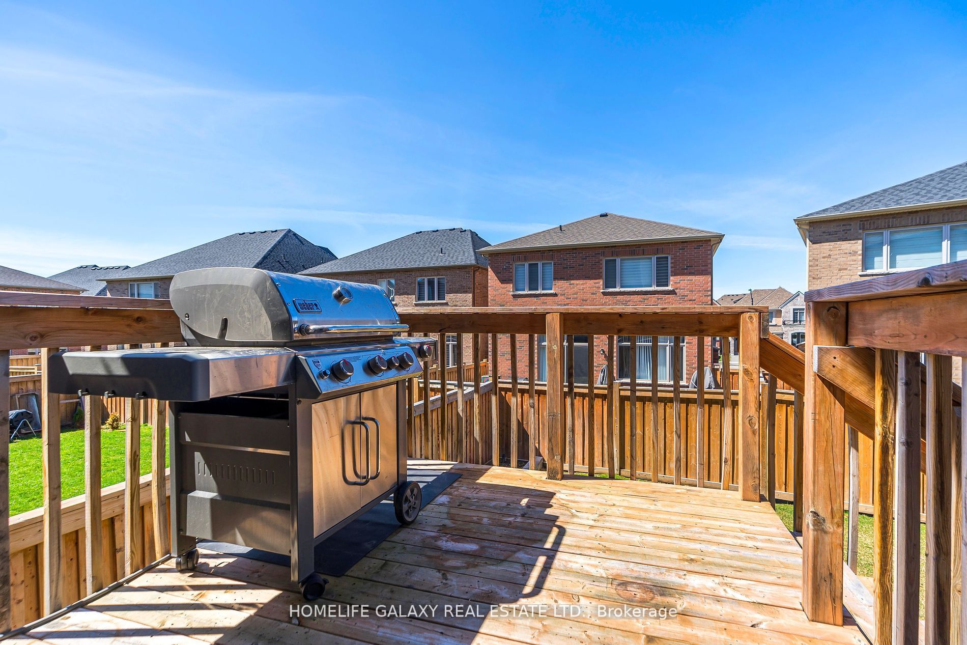 65 St Ives Crescent