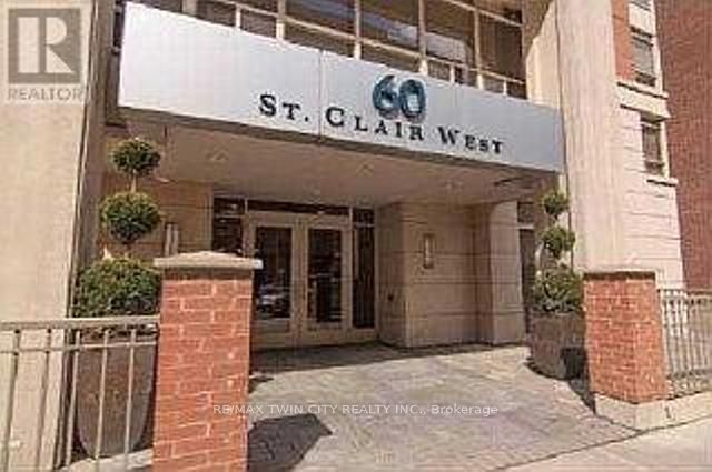 60 ST CLAIR