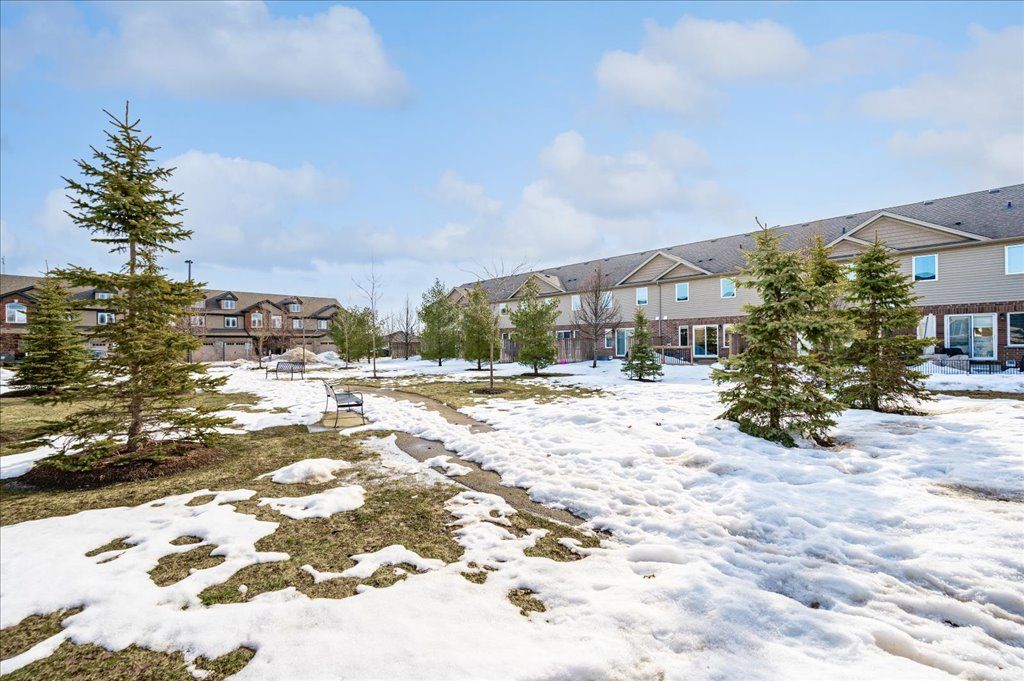 102 Westminster Crescent 102W