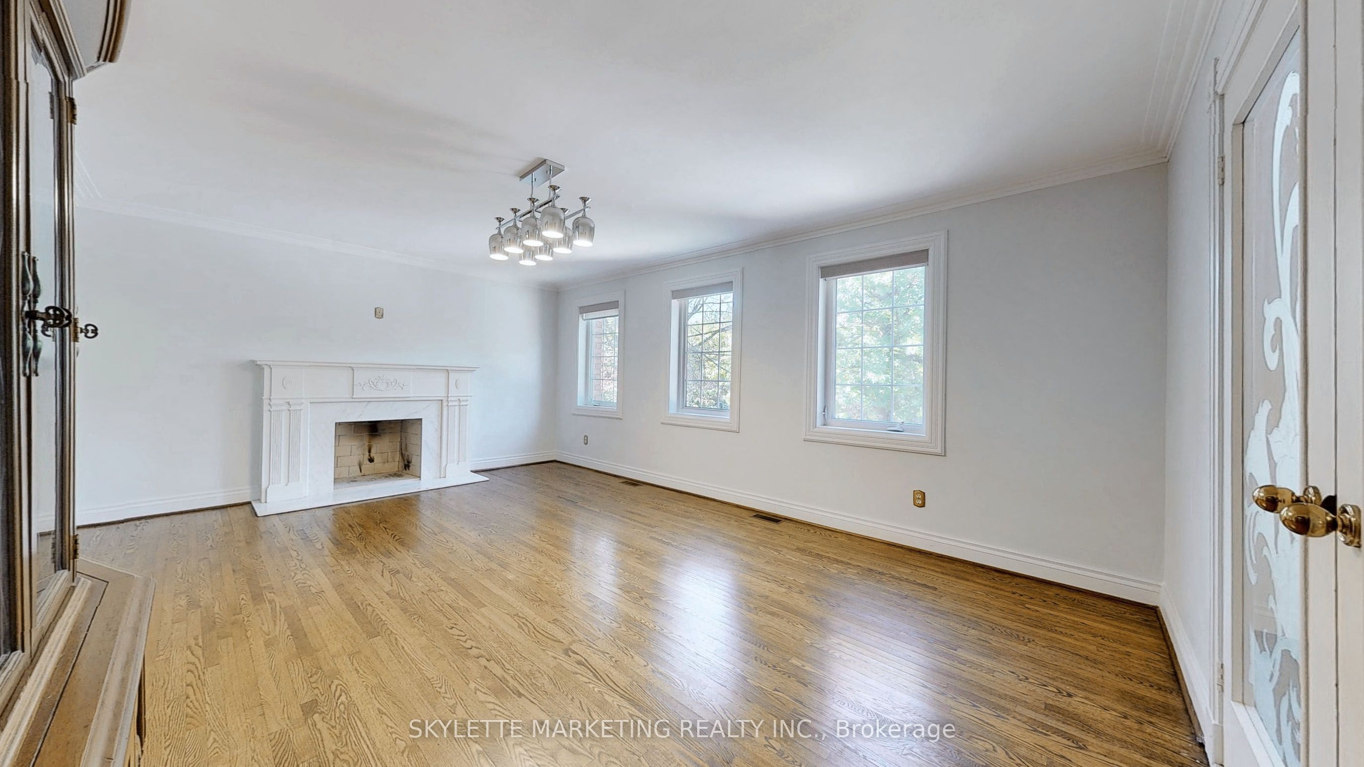 17 Boynton Circle