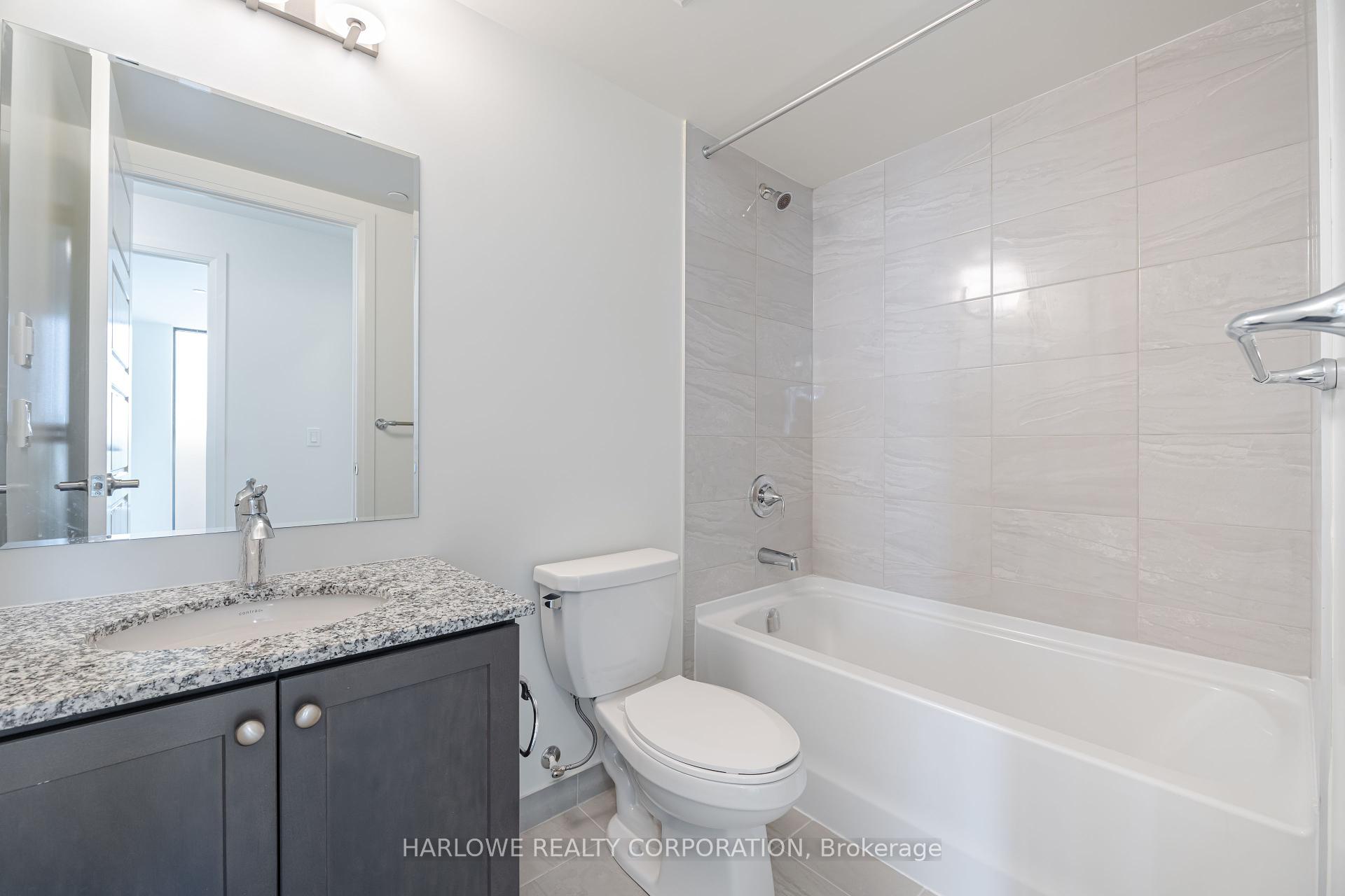 3 Bedrooms Condo at 3006 William Cutmore, Oakville For sale