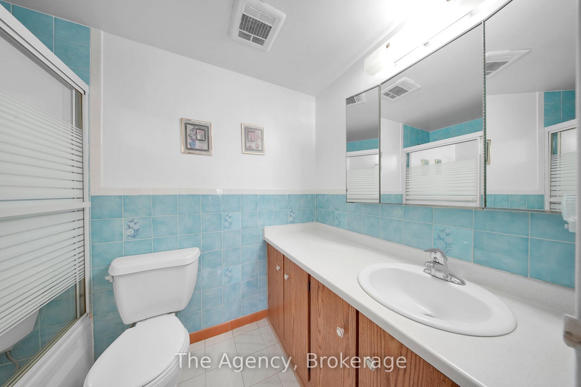 2 Bedrooms Condo at 330 Dixon, Toronto For sale