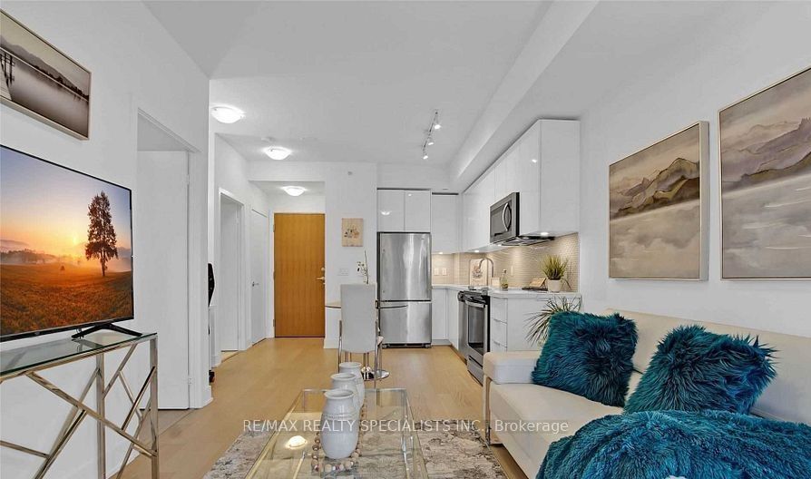 30 Shore Breeze Drive, #3714
