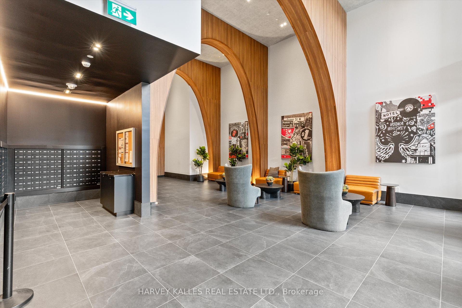 2 Bedrooms Condo at 270 Dufferin, Toronto For sale
