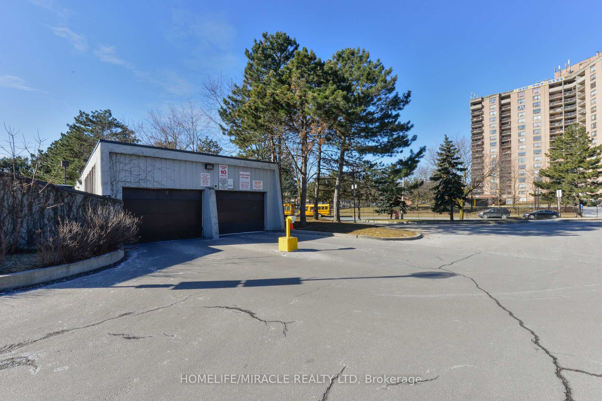 3 Bedrooms Condo at 234 Albion, Toronto For sale