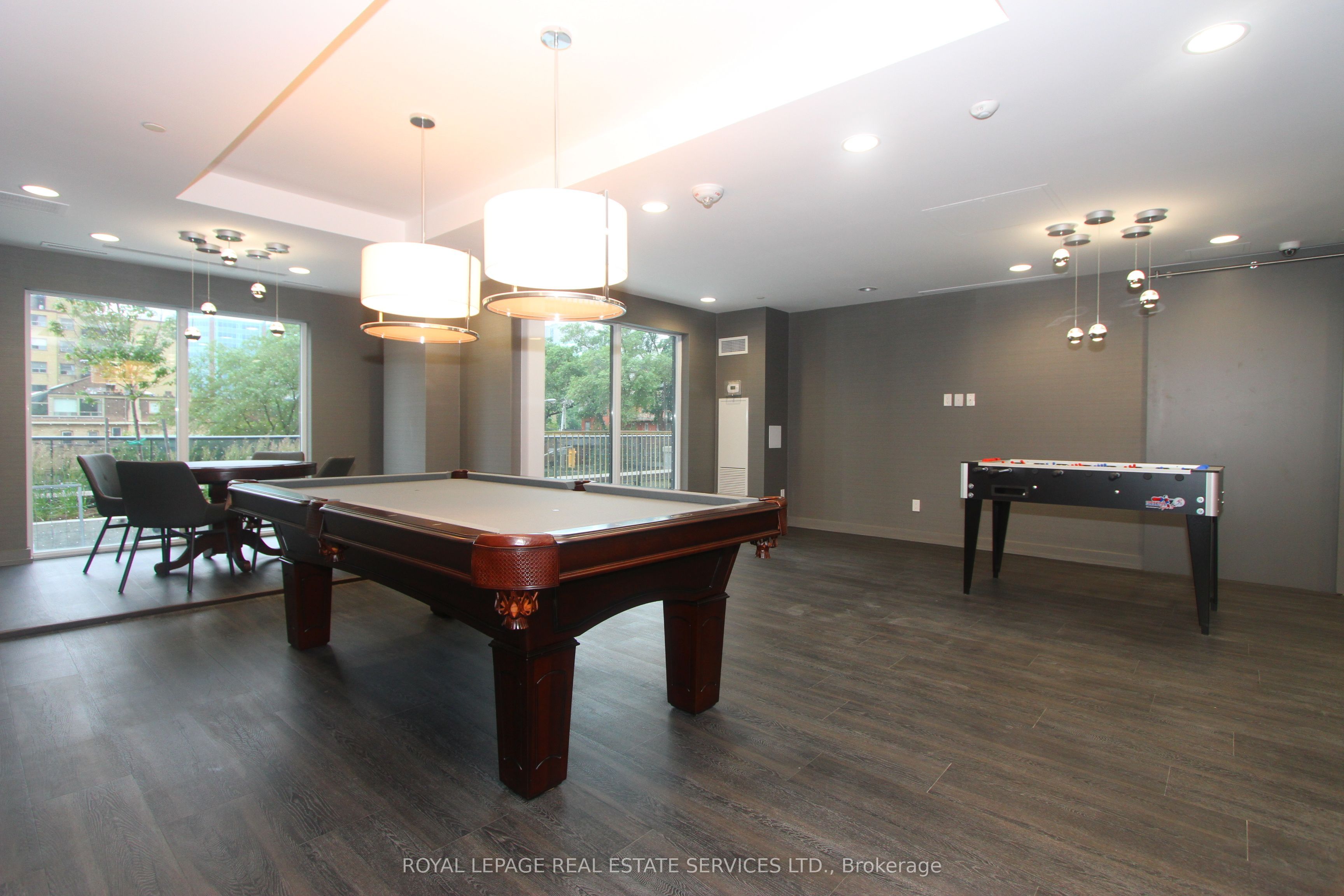 561 Sherbourne Street, #1709