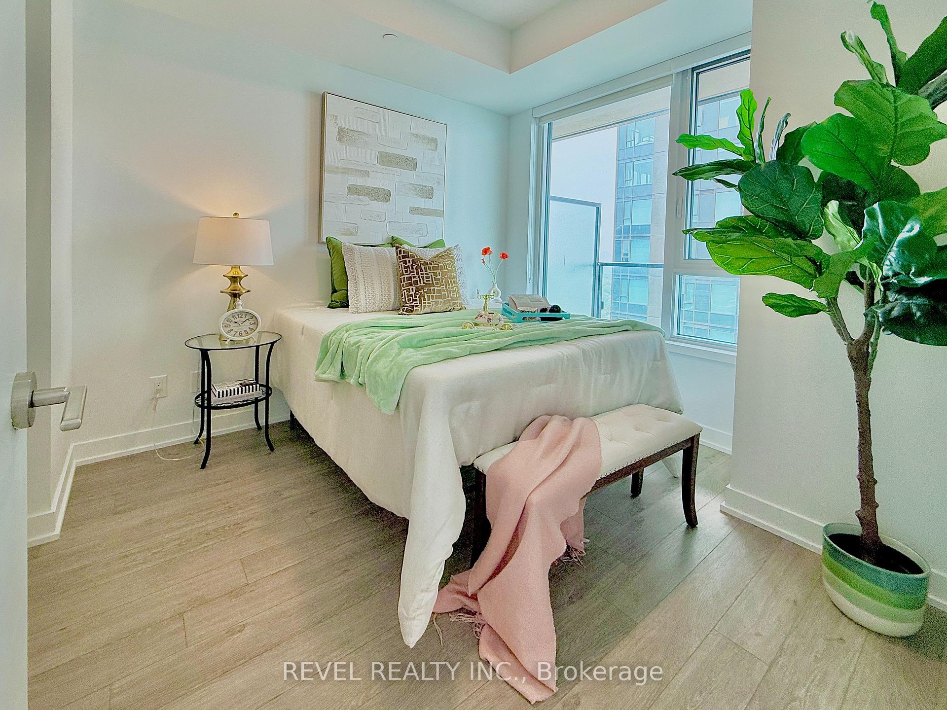 3 Bedrooms Condo at 1928 Lake Shore, Toronto For sale