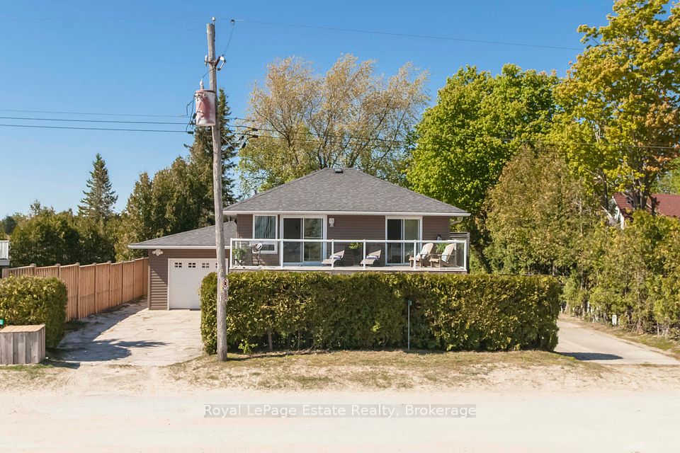 35 Sauble Falls Road, South Bruce Peninsula, ON N0H 2G0