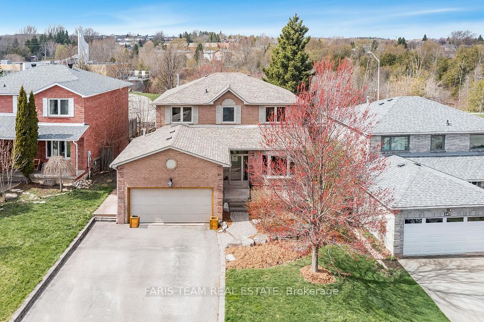 261 Edenwood