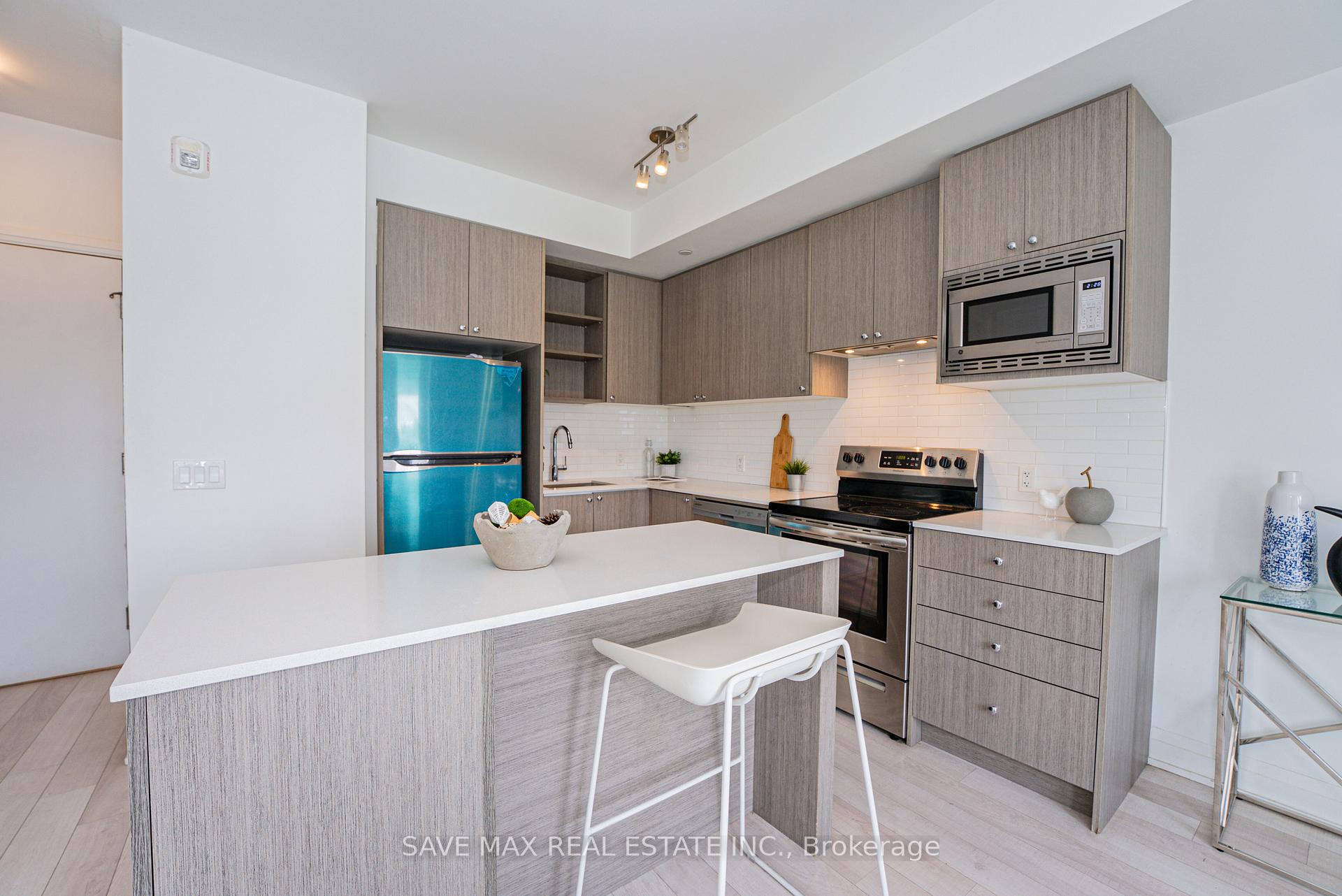 3 Bedrooms Condo at 155 Downsview Park, Toronto For sale