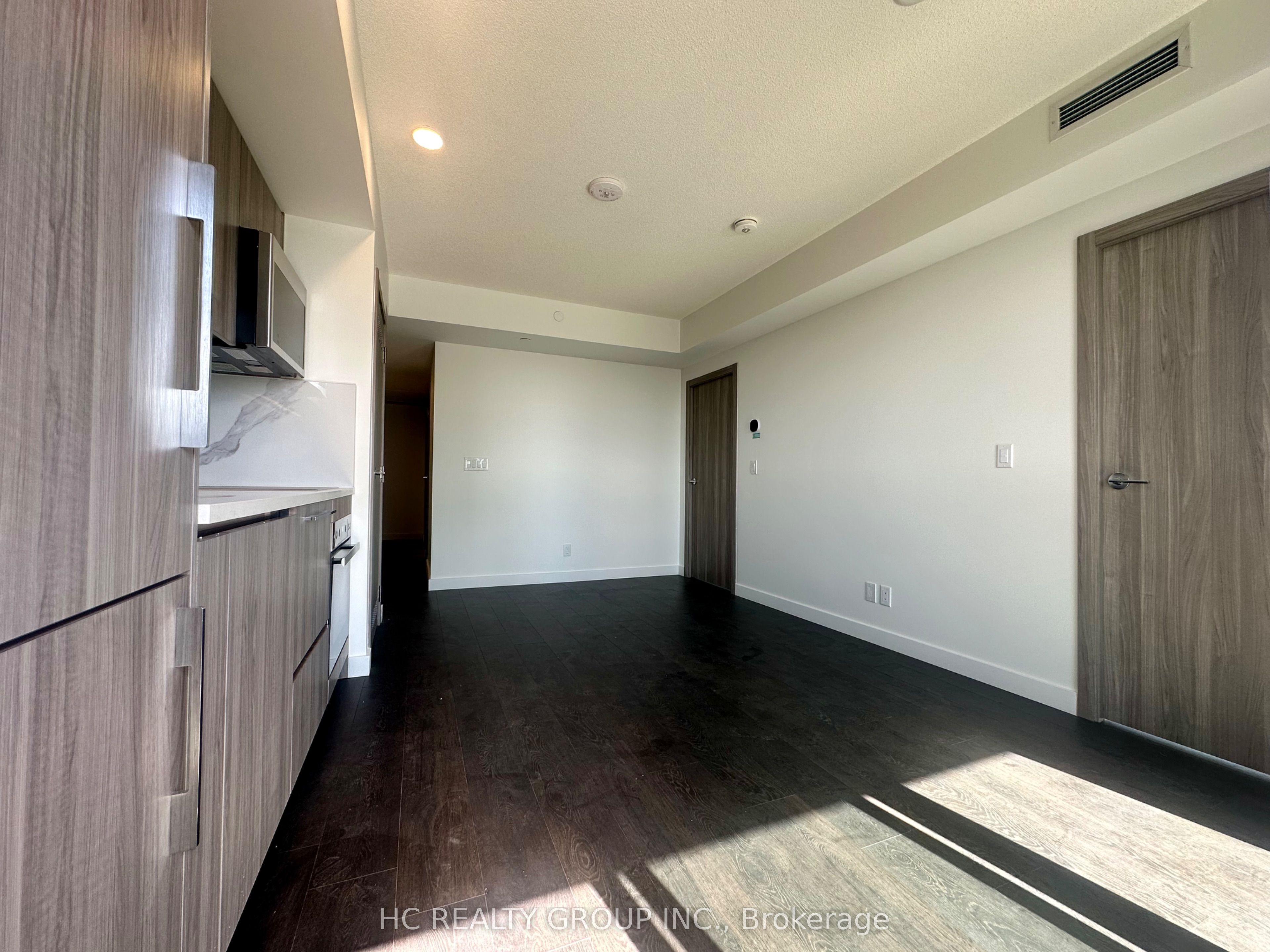 38 Widmer Street, #5007