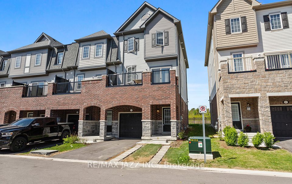 87 Honey Crisp Lane, Clarington, ON L1C 7H7