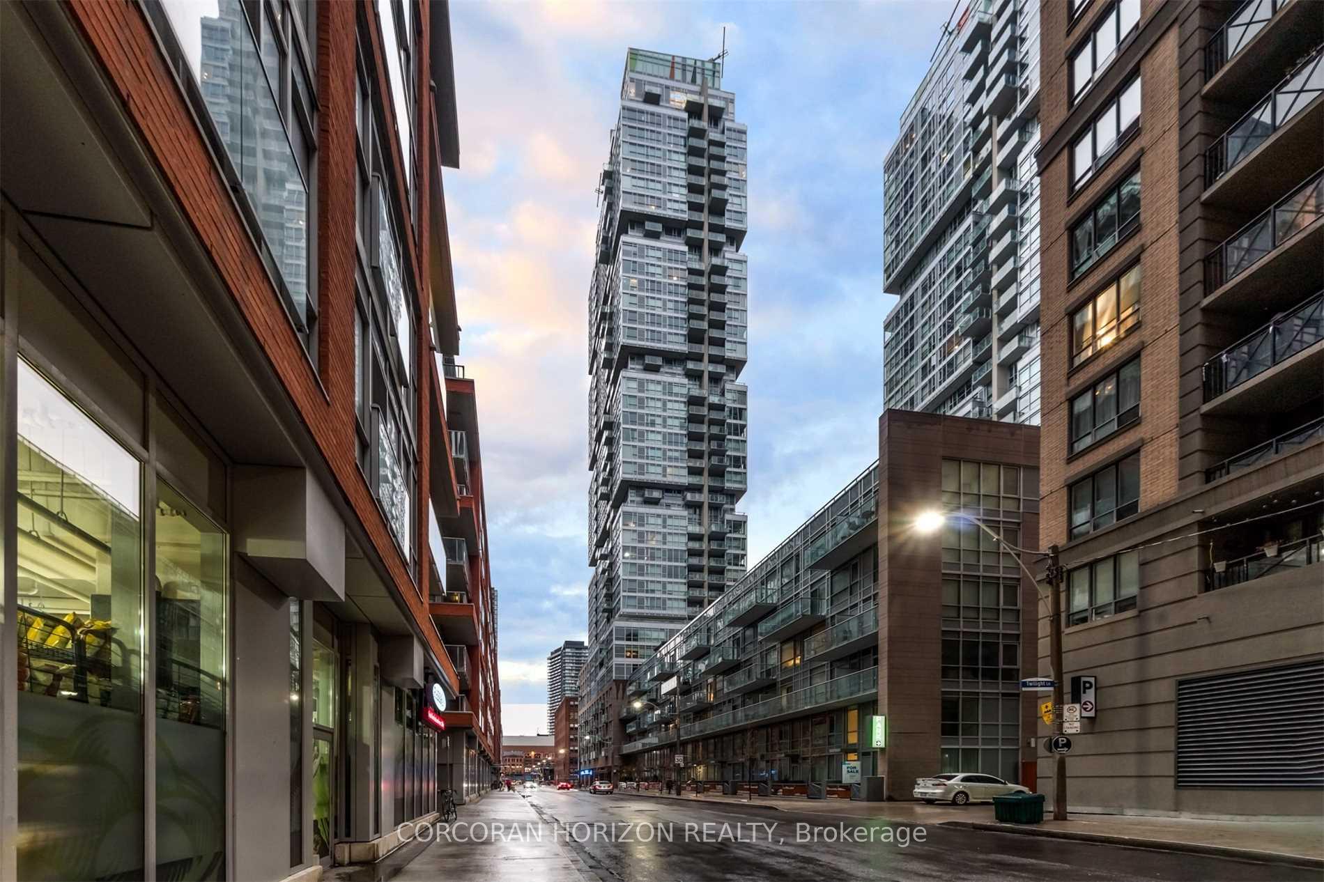 4 Bedrooms Condo at 30 Nelson, Toronto For sale