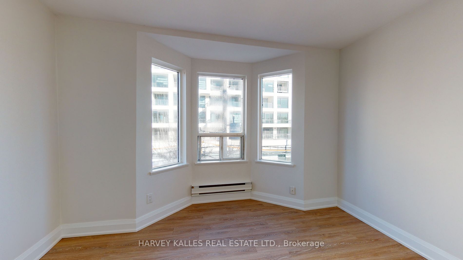 399 Dupont Street 102