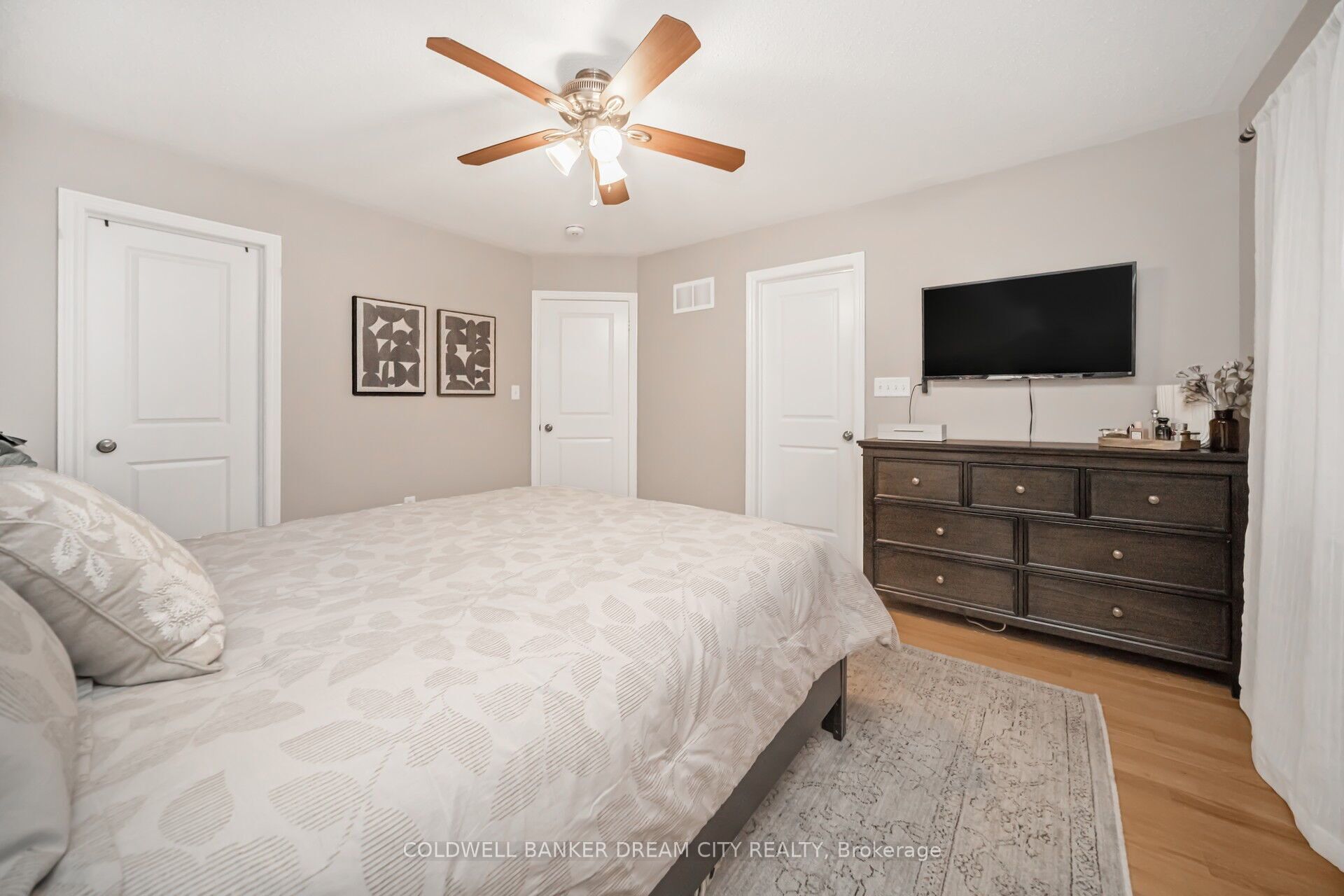 14 Ivor Crescent
