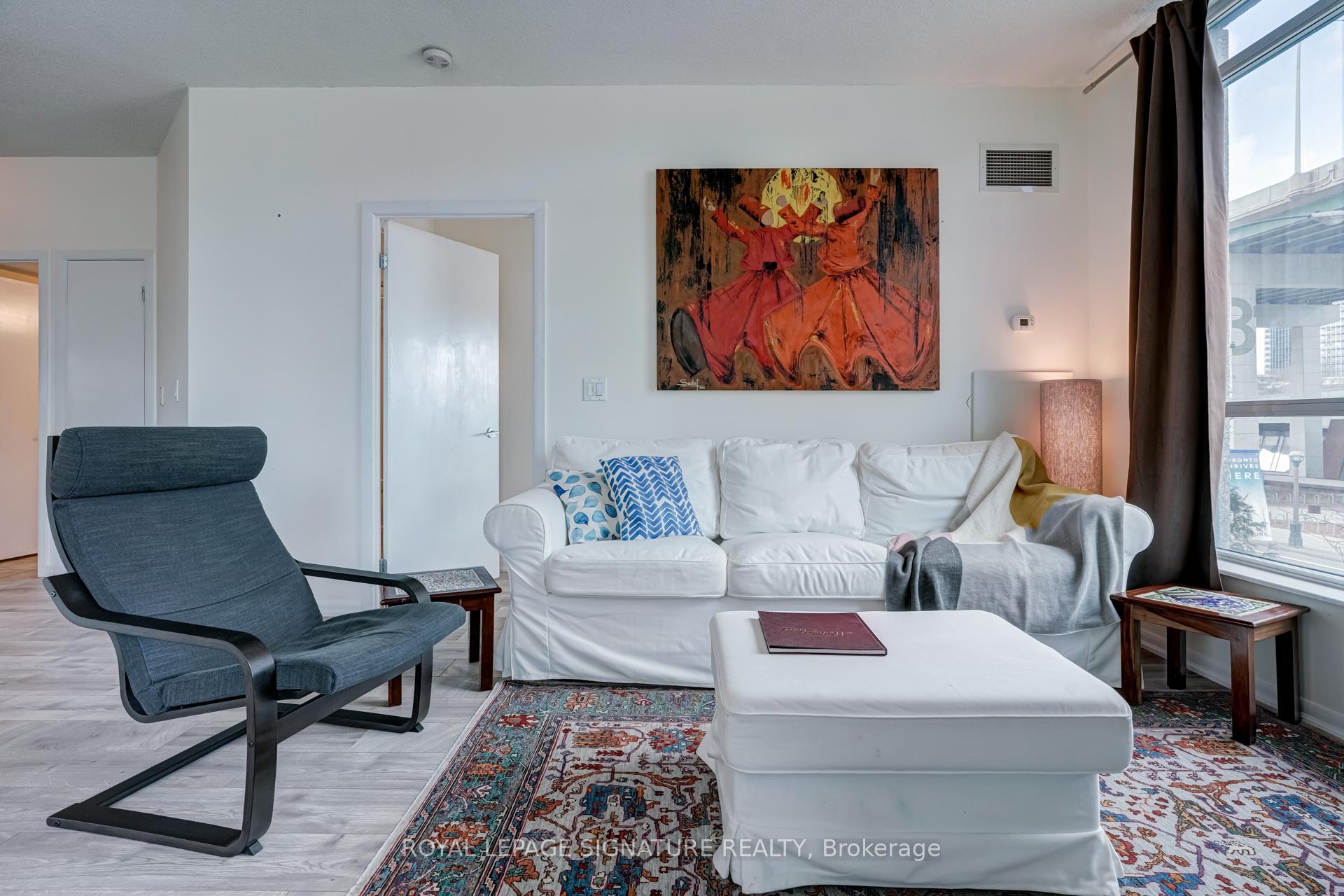 2 Bedrooms Condo at 231 Fort York, Toronto For sale